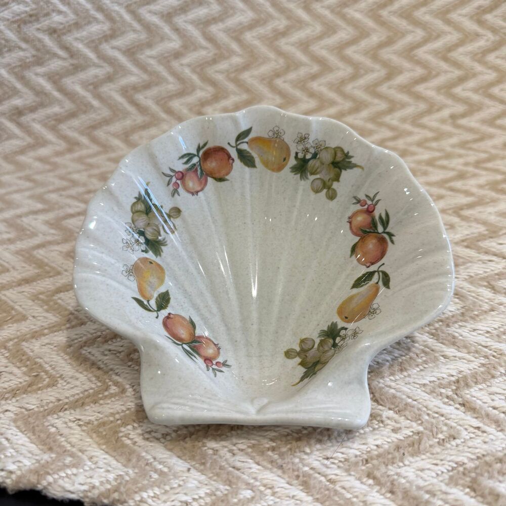 RARE Quince by Wedgewood Shell Shaped Dish Stoneware